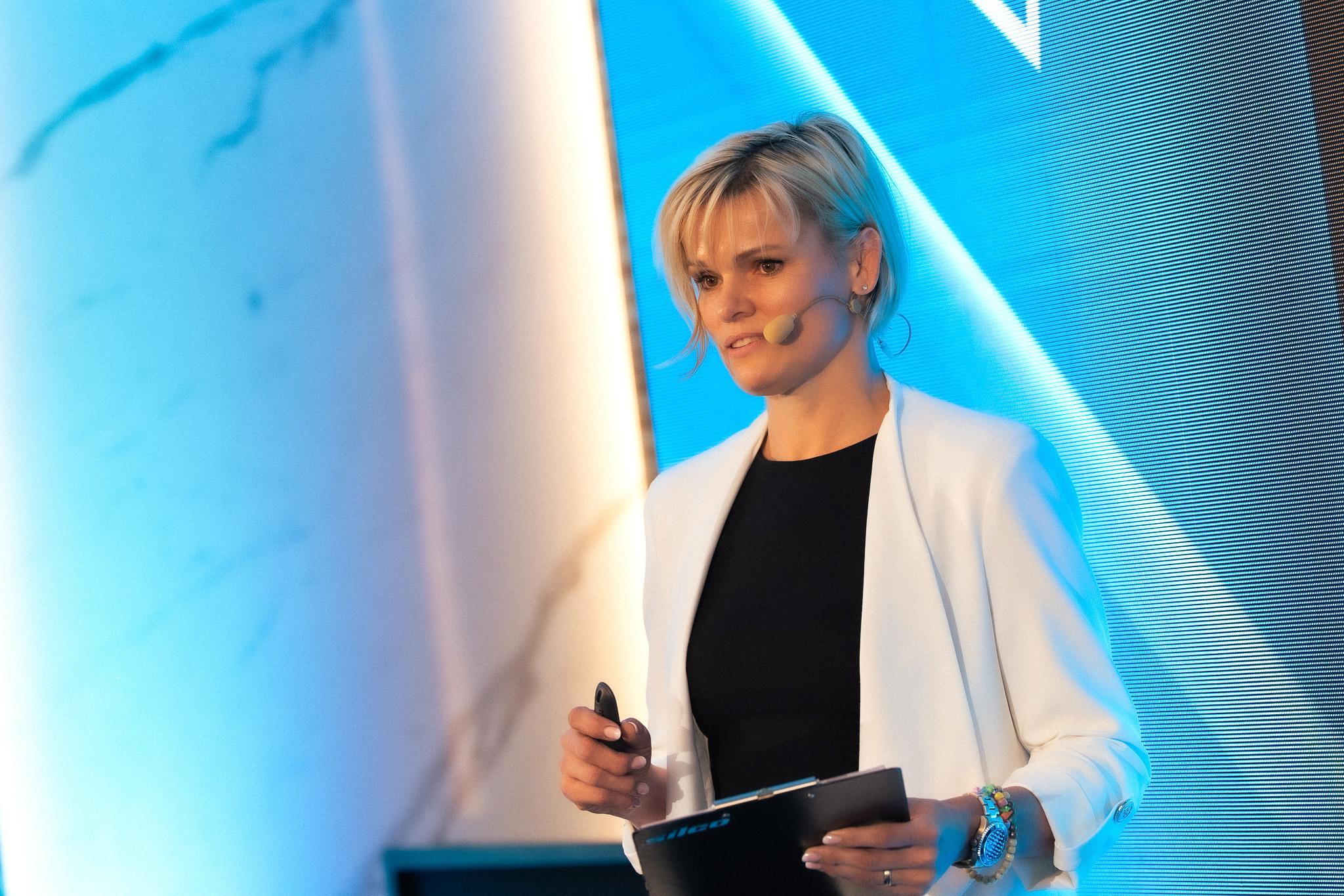 Urška Žolnir Jugovar.jpg