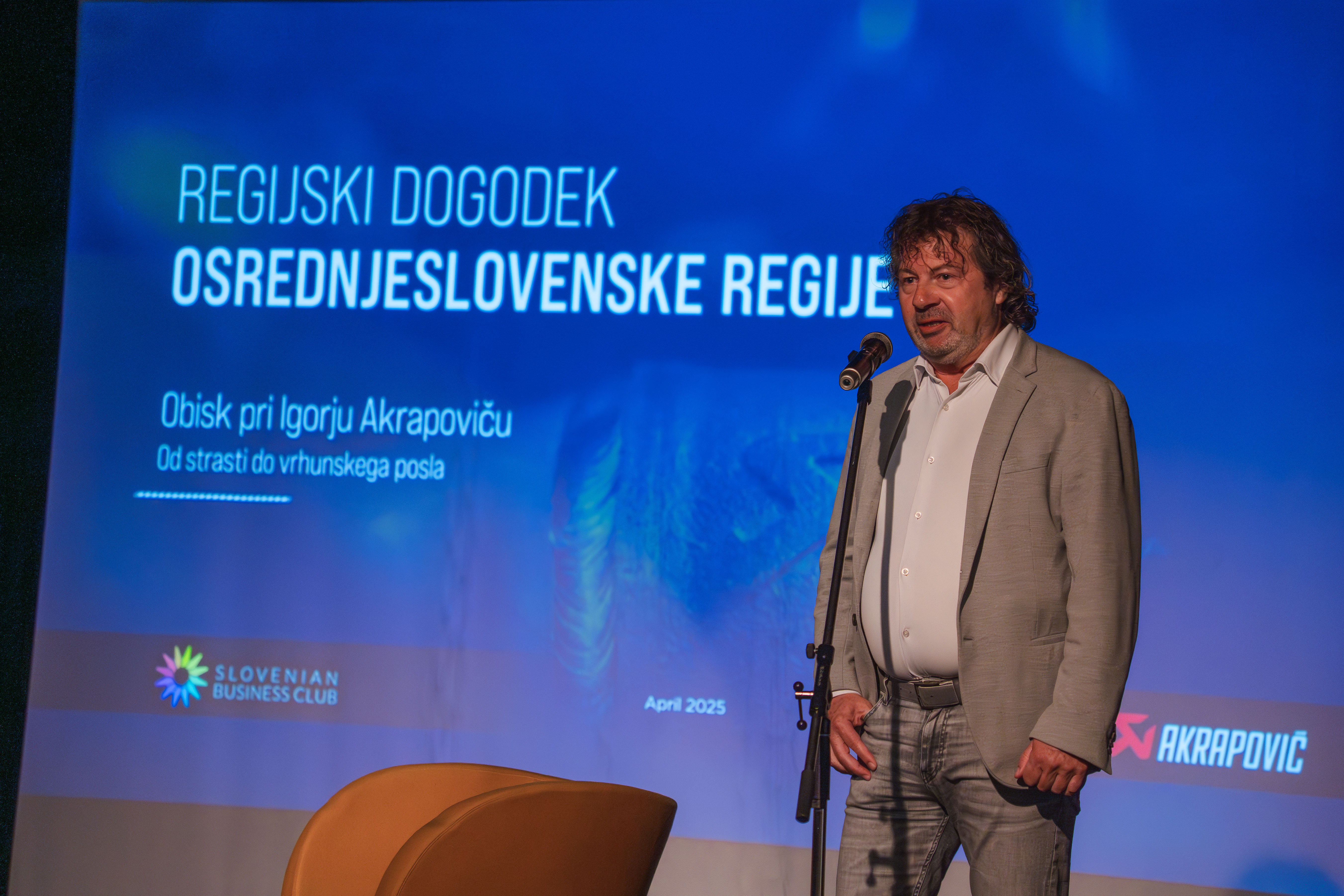 Regijski dogodek_obisk pri Akrapoviču-01.jpg