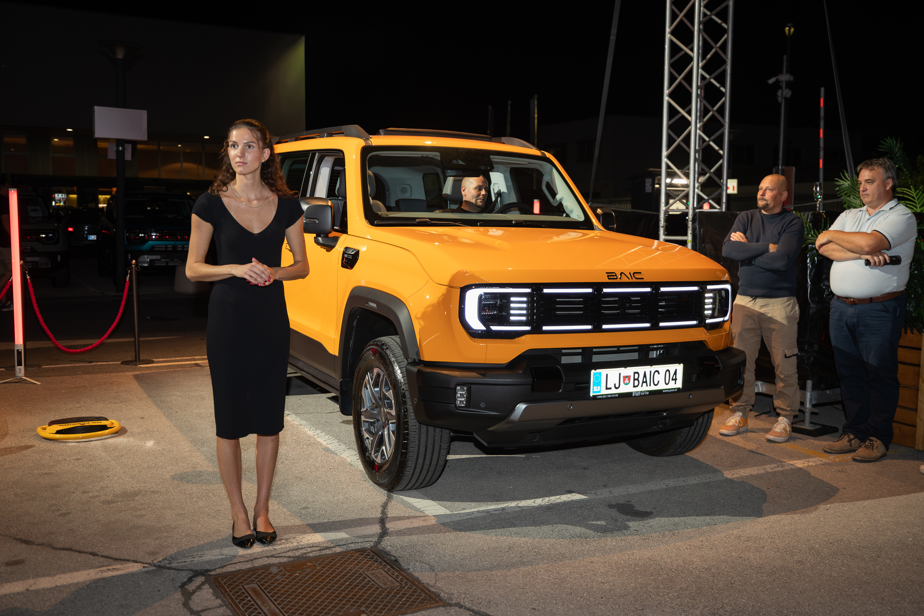 otvoritev_prvega_prodajno_servisnega_salona_baic-10.jpg