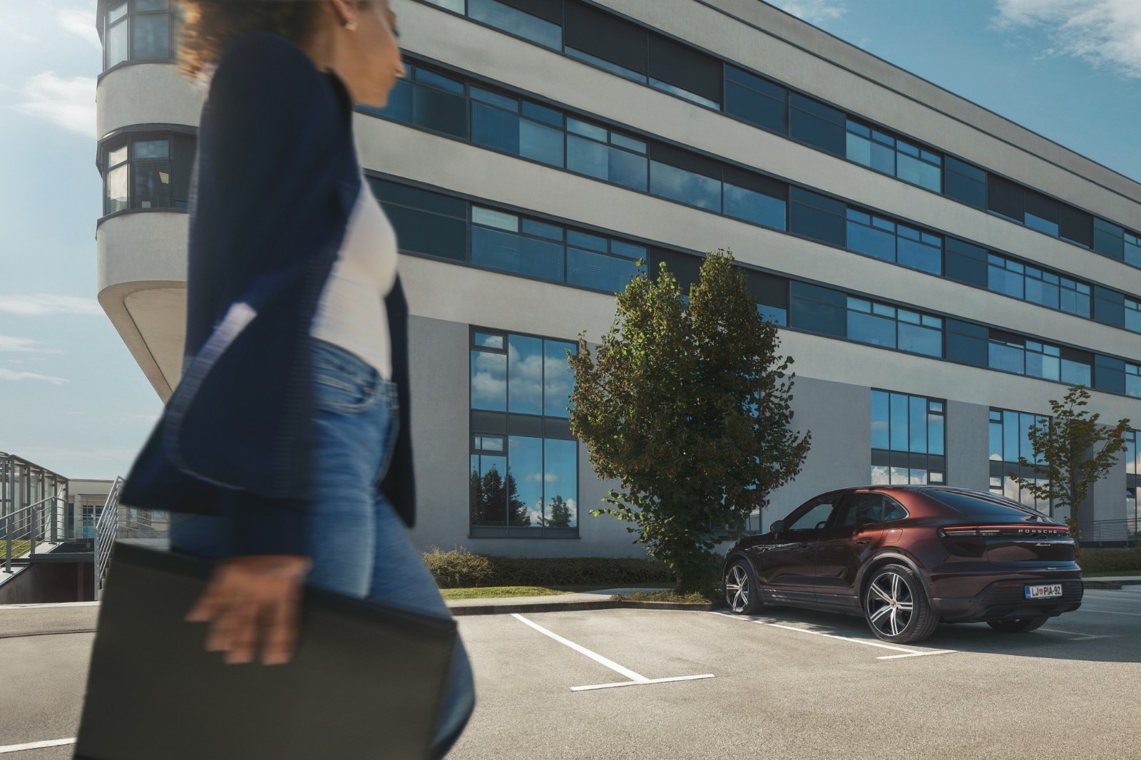 Poslovni Porsche Macan