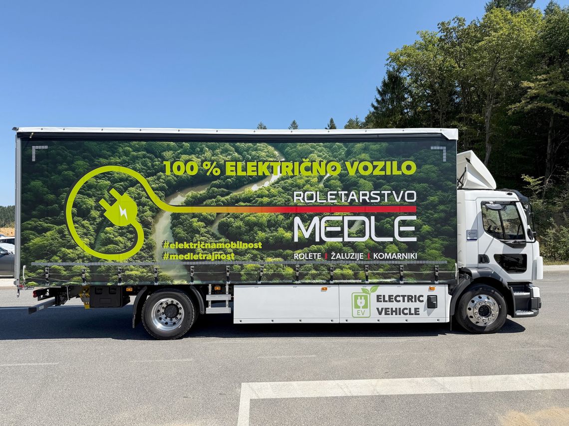 Roletarstvo Medle z električnim tovornim vozilom na energijo sonca