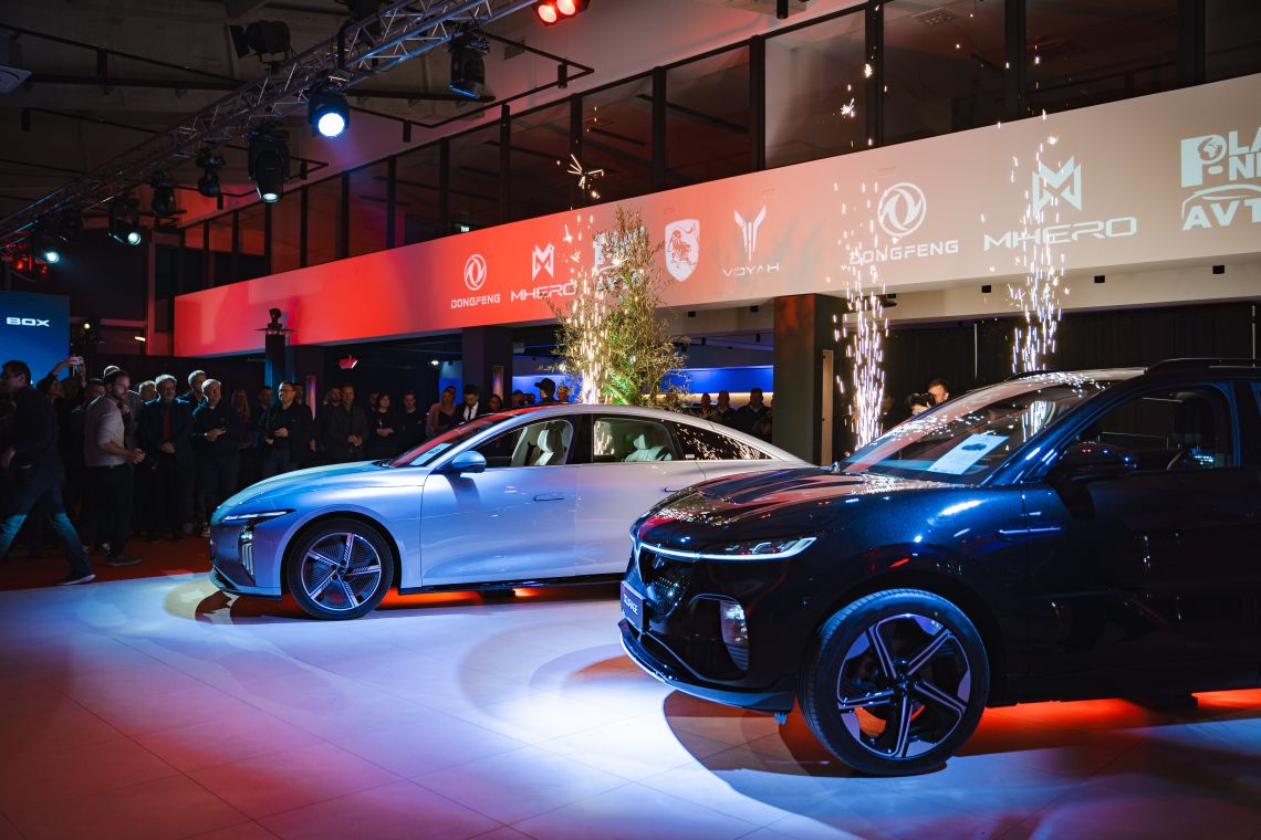 Plan-net avto z novim prodajno-tehničnim centrom Dongfeng