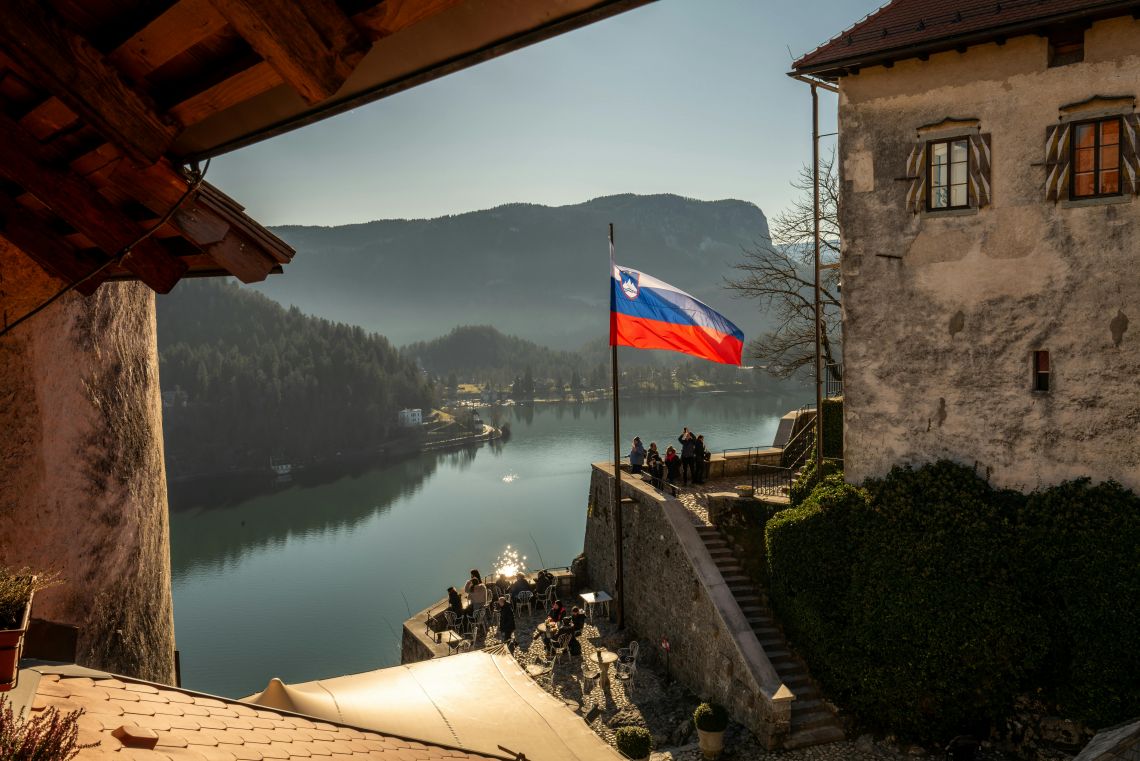 Umar: Kakovost življenja v Sloveniji visoka, tveganje revščine se povečuje