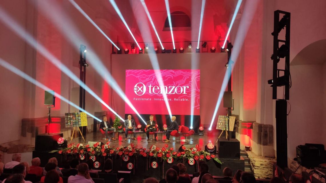 30 let Tenzorja: pogum, odgovornost in vizija