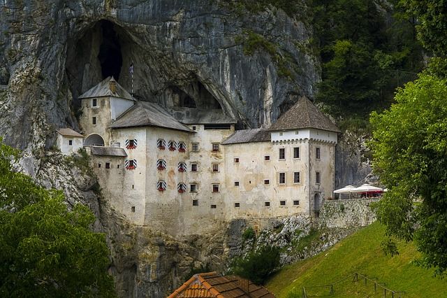 INFO KORONAVIRUS: (četrti protikorona paket) Širi se nabor ponudnikov storitev, pri katerih je mogoče uveljavljati turistične bone