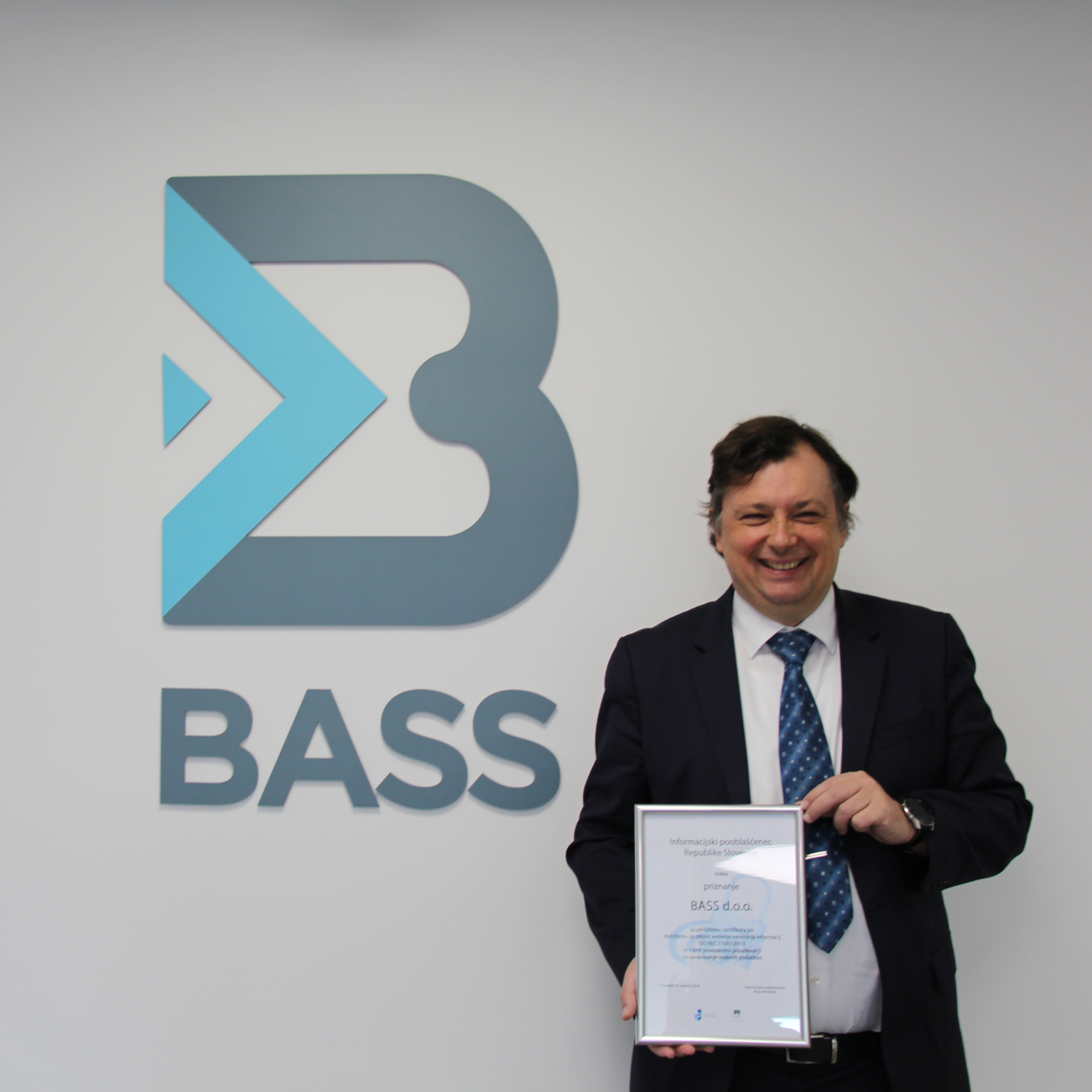 Podjetje BASS je prejelo priznanje informacijskega pooblaščenca na področju varovanja osebnih podatkov