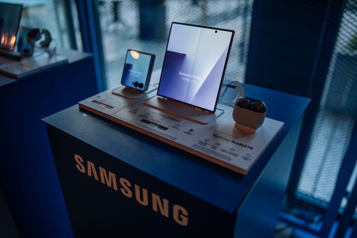 Ekskluzivno za člane SBC: tanjši, lažji, močnejši – novi GALAXY Z FOLD7 z 10% popustom!