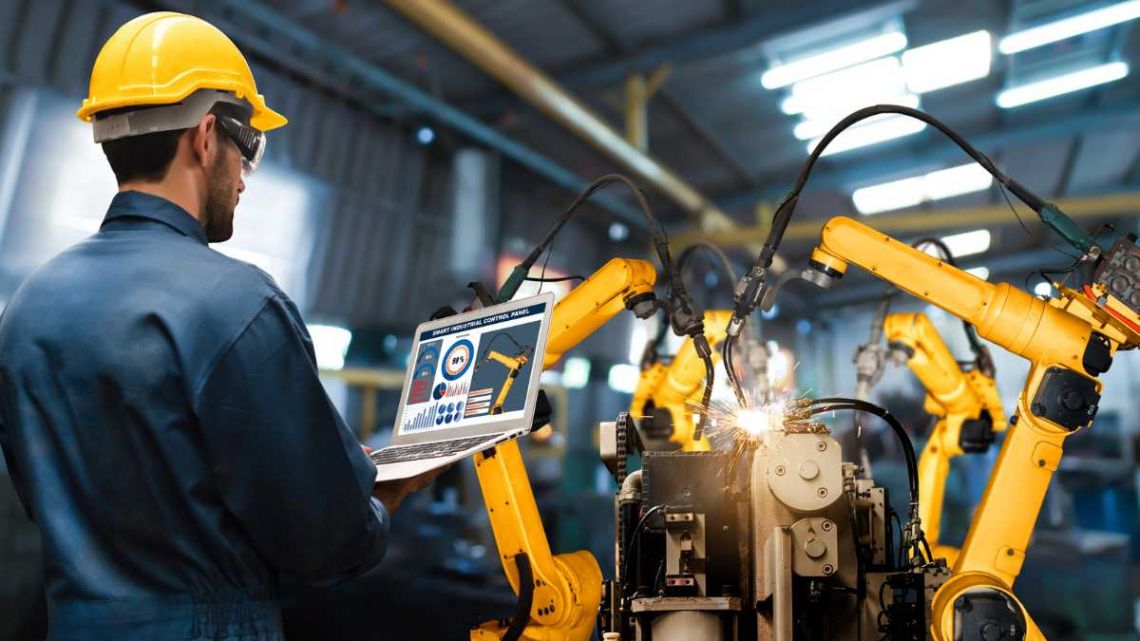 Industrija v EU raste, Slovenija z največjim padcem 